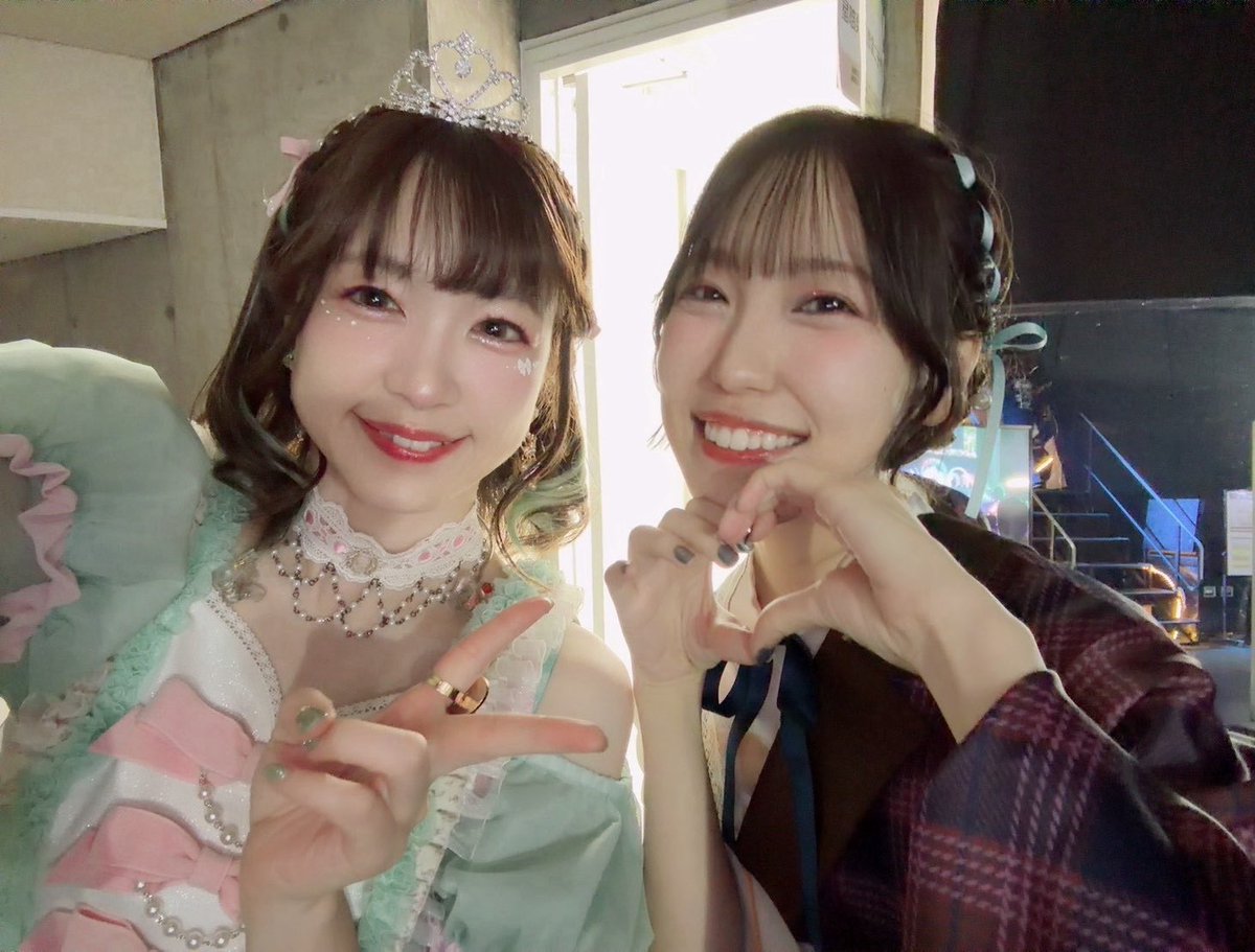 Suwa_Ayaka's tweet photo. プリティードリーマーもプリンセスアラモードもキラッキラアイドル全開だった、木戸ちゃん♡
ガールミーツの旅人もメメントも、全てが太陽可愛すぎた、さきちゃん♡
歌織さんのステラライト大好き&ダイヤモンドジョーカーイケメンすぎ！こーりー♡
ガールミーツの狼姿が本当に素晴らしかった＆カーニヴァルジャパネスク姫すぎた、南ちゃん♡
#ミリオン14th_day1
#夢咲くワンダーミラージュ