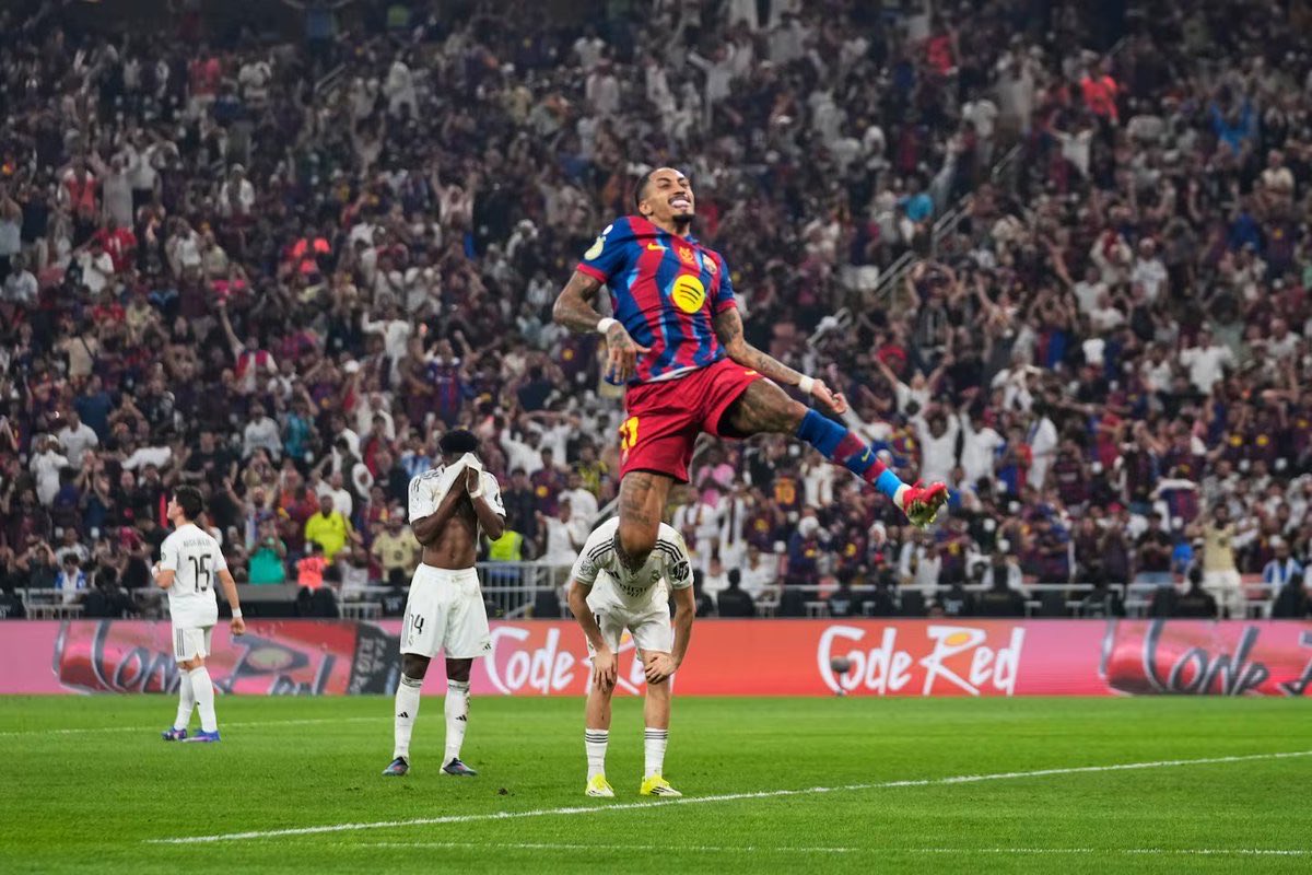 GO_AT_22's tweet photo. 🤔 DID YOU KNOW: Barcelona have now scored more goals than Real Madrid across the entire history of LaLiga.

- Barcelona: 6,705 goals
- Real Madrid: 6,656 goals

Barça were still 8 goals behind in 2019/20. They now lead by 49.

Since 2016/17 alone, Barça have outscored Madrid by 106 league goals.