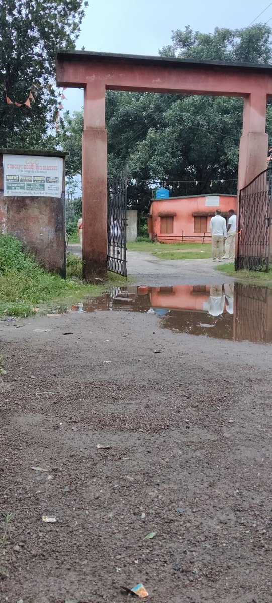 134_bn's tweet photo. Swachhata Hi Seva (SHS) Campaign-2026 and Special Campaign 6.0 2026 has been organized by 134 Bn CRPF on dated 25/09/2026 at UHS School Dugni Saraikela.
#specialCampaign6
@crpfindia 
@HMOIndia 
@PIBHomeAffairs 
@PMOIndia 
@DARPG_GoI 
@SwachhBharatGov 
@swachhbharat 
@MoHUA_India https://t.co/Kg32km7IQx
