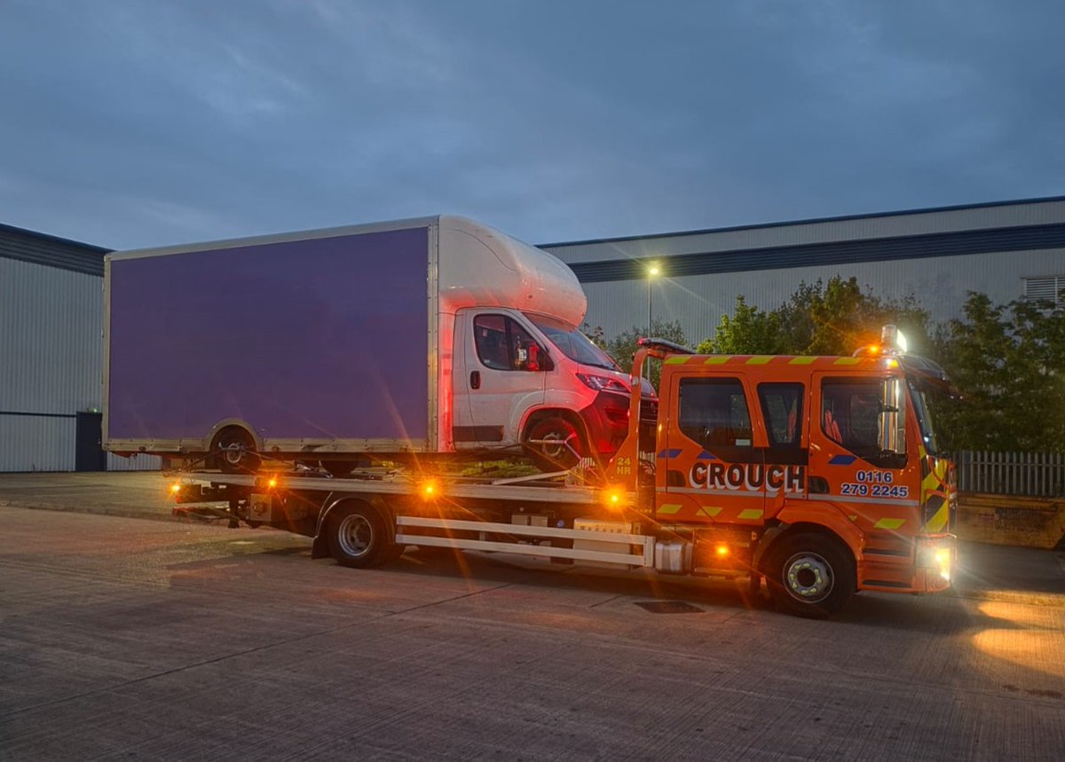 CrouchRecovery's tweet photo. 🚚 Keeping commercial fleets moving, big or small.

Our slidebeds are built to securely transport larger light commercial vehicles back to the depot or workshop without a fuss.

Reliable transport solutions for businesses. 🧡

#CrouchRecovery #FleetSupport #Slidebed https://t.co/0Fp7s9dGmJ