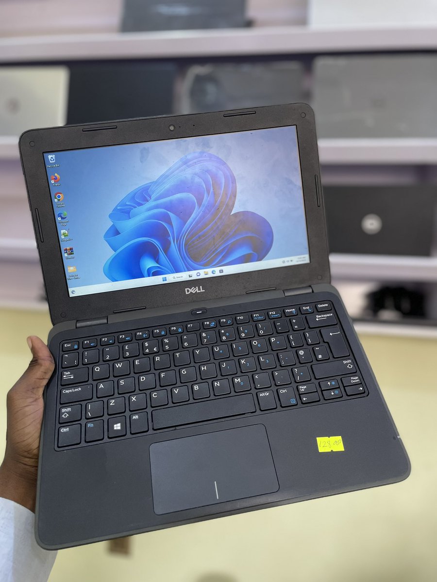 young_alee_'s tweet photo. Dell latitude 3190
Intel processor
128gb ssd 
4gb ram 
Battery 🔋 excellent 
Price 100k
Call ☎️ or WhatsApp 07042252362
Nationwide delivery 🚚 ✅
Location farm center market Kano state 

https://t.co/fueUPKmLs6 https://t.co/cgecezMQ98