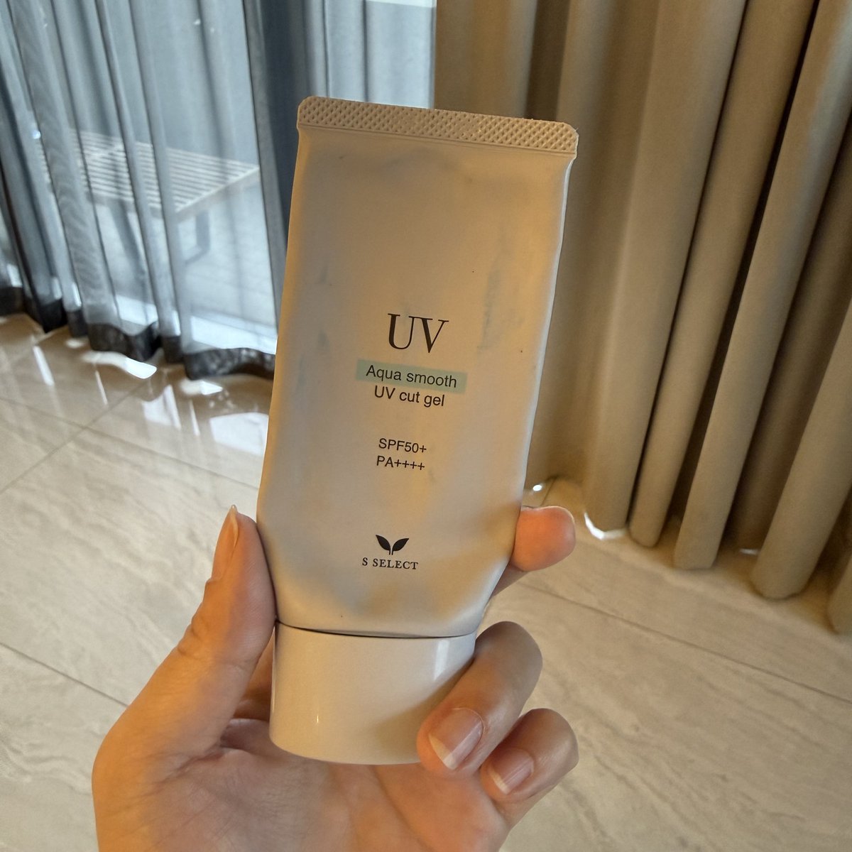 norily0213's tweet photo. #使い切り日焼け止め
エスセレクトUV
アクアスムース　UVカットジェル
重ためテクスチャー
まあまあ頑張って塗ってたけど焼けた気がする https://t.co/Dl8zMZCxX7