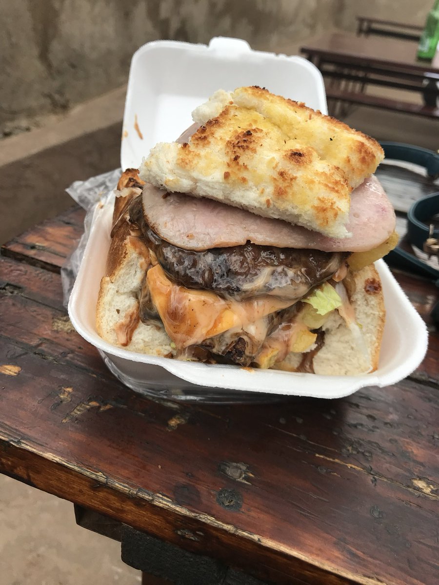 slae_foxx's tweet photo. @KingBishop1st Winnie’s kota is so filling and it’s so delicious 🤤 https://t.co/AEHJUrTxrk