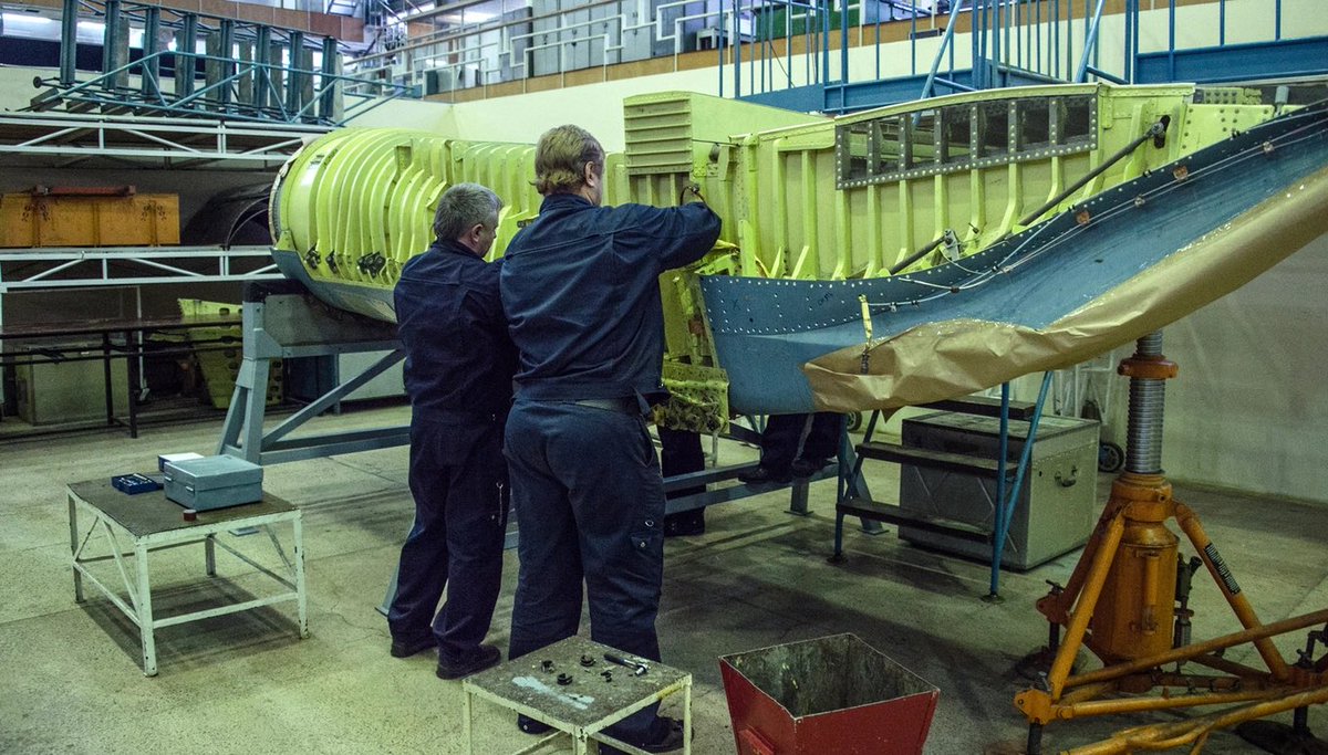 Flanker30MKI's tweet photo. T-50-7 intakes. 

T-50-7 was the second Static ground testing airframe for PAK FA program, first airframe being the T-50-0 https://t.co/zXxMnd5OdT