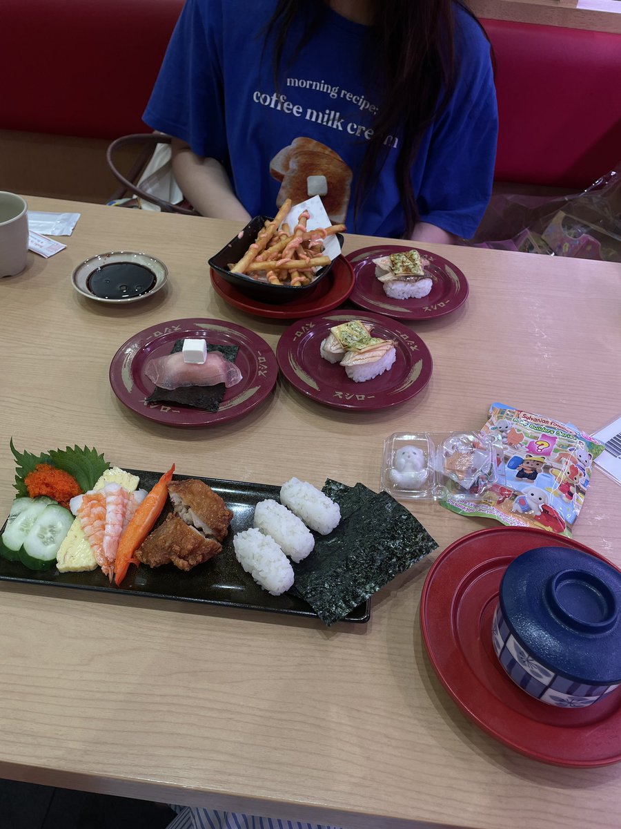 shkitabestb0i's tweet photo. #50SUSHIROswithYOU https://t.co/sxnBWjgXN4