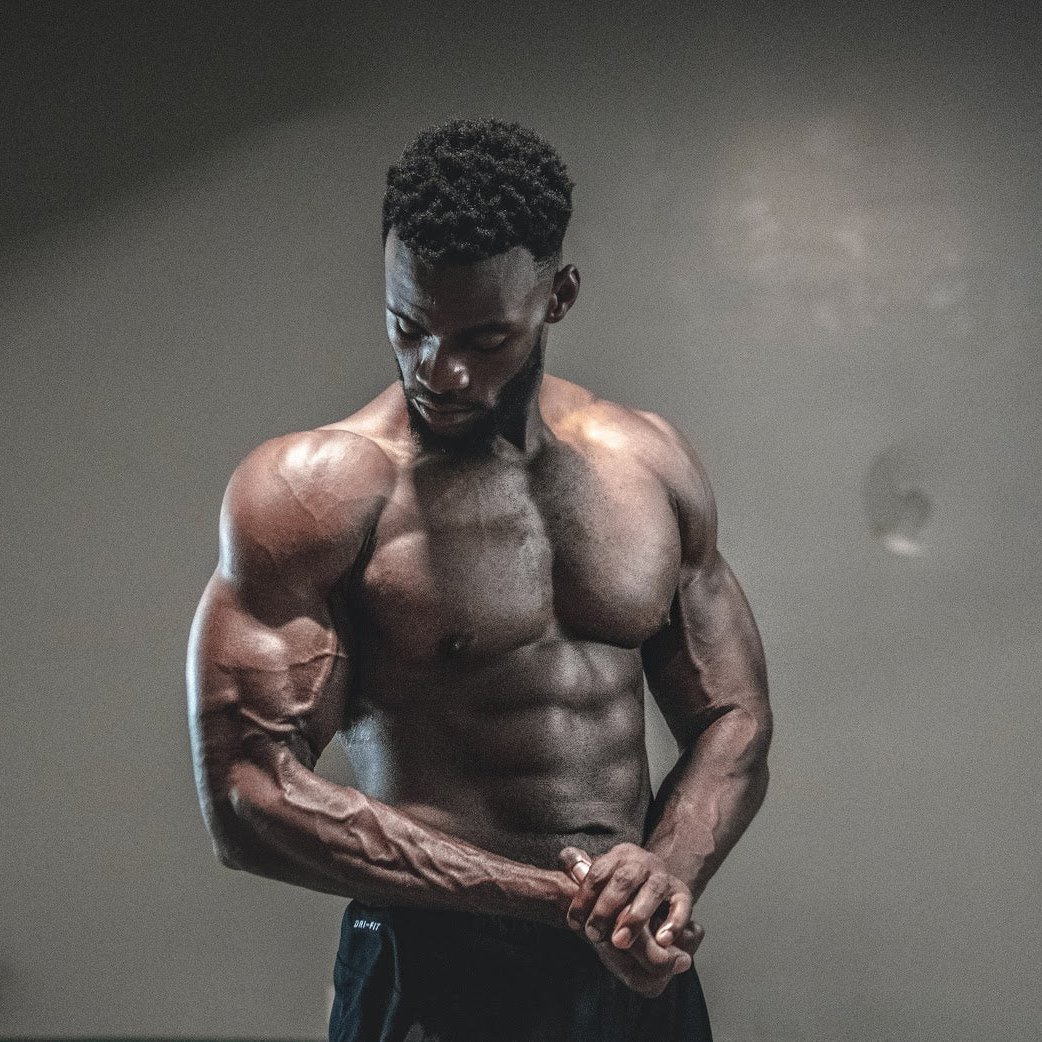 DedayoRoots's tweet photo. The gym industry will sell you creatine and whey.

West Africa already had the herbs that build muscle (iṣan-ara) at the hormonal level.

Here are 7 with the science.

🧵

1, Fadogia agrestis https://t.co/lbG4orRGJZ