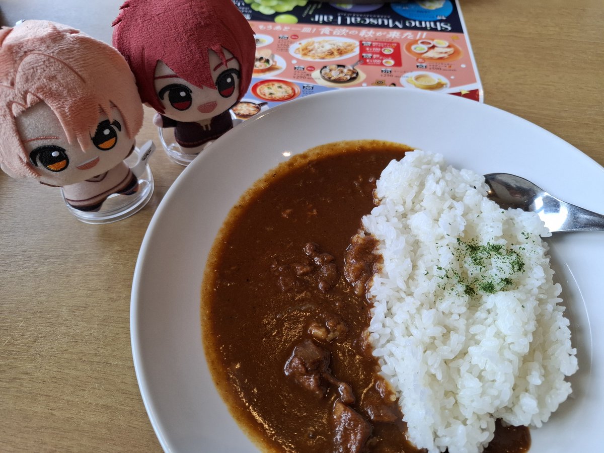 Akaringo_512's tweet photo. 今日は、お母さんとちいかわの映画観たり、アイナナ、ココスコラボに
行ってきました‼️ https://t.co/3EbBRyXXlj