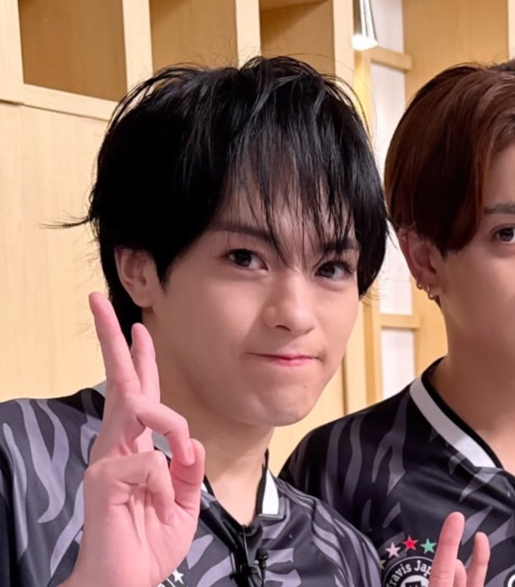machu_shuu's tweet photo. 黒髪ほんとにだいすきで労働する意味でやばい͈ᴖ ̫ᴖ ͈早く会いたいよ〜T ˙̫ T♡ https://t.co/0tIOpmkpvN
