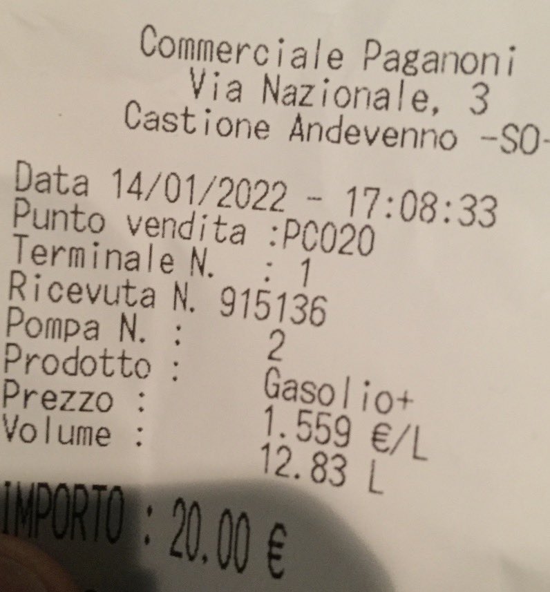 RiccardoRoversi's tweet photo. Questa mattina all’#Eni sotto casa:
#diesel 2,349
#benzina 2,159
Mi segno tutto e:
Nel 2019 diesel a Castione (#Valtellina) era 1,379.
Nel gennaio 2022 era 1,559.
Poi ci hanno pensato Vladimiro e Donaldo a fare un casino epocale 🤬
#Putin #Trump #carocarburante #eiopago https://t.co/4Gm13axeUx