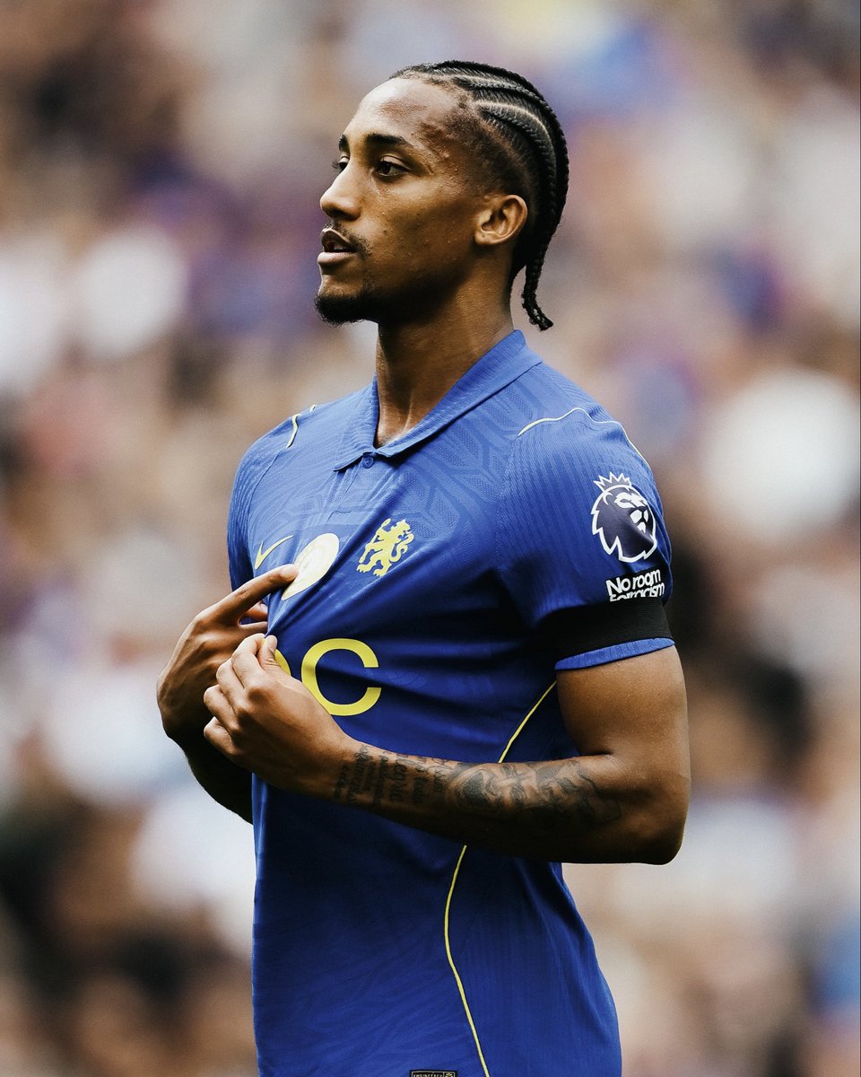 Tunnykvng's tweet photo. Happy 25th birthday, Joao Pedro. The man who won a trophy with Chelsea before seeing our training ground 💙 https://t.co/fvRi5SG9ey