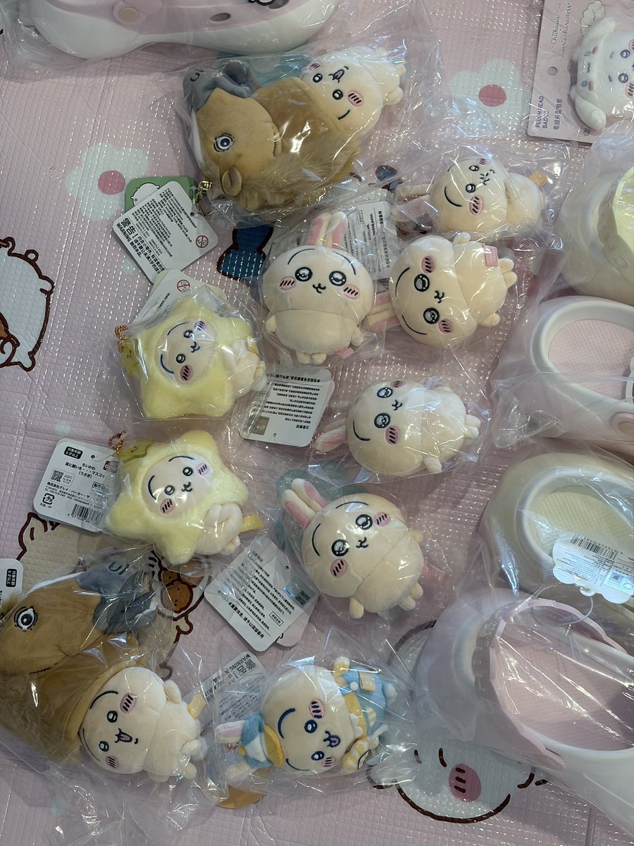 tictactikk's tweet photo. \ สินค้าจีนที่เข้าไทยค่ะ / ♡♡
ขอบคุณทุกคำสั่งซื้อมากๆนะคะ ช่วงนี้ฝนตกหนักอาจจะได้รับของล่าช้า หรือพี่ไปรนำส่งไม่ได้ ขออภัยล่วงหน้าด้วยนะคะ หวังว่าเด็กๆจะไปถึงมือลูกค้าอย่างปลอดภัย อย่าลืมดูแลตัวเองกันด้วยนะคะ 🌧️

ลูกค้าที่ไม่ได้เชื่อมไลน์อย่าลืมเช็คสถานะในเว็บนะคะ รบกวนด้วยนะคะ🙇🏻‍♀️

ꕤ อาจใช้เวลาจัดส่ง 1-3 วัน