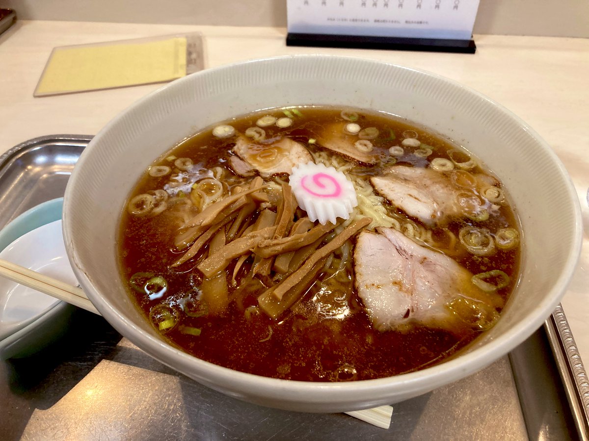 soba_addiction's tweet photo. 永福町大勝軒＠永福町

中華麺 1280円

総本山へ。
ひよって少なめにしましたが大満足です。
ご馳走様でした🙏

#ラーメン #中華そば #永福町大勝軒 https://t.co/G2wVZnoQ7P