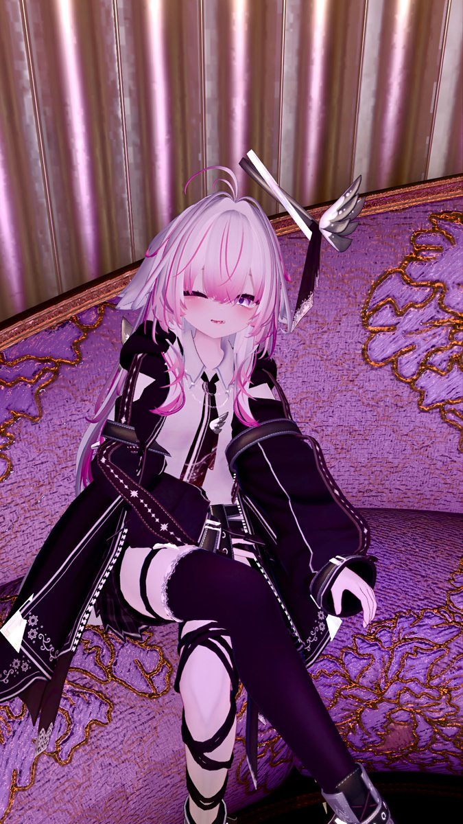 Penko1248's tweet photo. いやー写真撮って編集するの楽しすぎる😏加工前と後乗せとくよん〰️
#VRChat https://t.co/vYaLvkDtLK