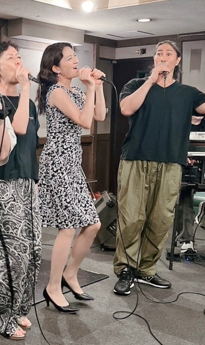 rei109x's tweet photo. #anza♾️小坂明子ライブ3553 いよいよ明日が本番です☆ 半年前に小坂先生にお声掛け頂き、ミーティングやレッスンを重ねてきました。きっと喜んで頂けると思います☆セラムンファンの皆様にお会い出来るのが嬉しくて今夜は眠れないかも。待っていてね💜プルートより💜 https://t.co/zDzCAXR6g9