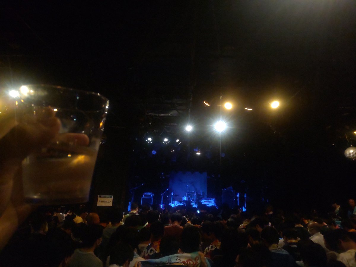 soratomusicc's tweet photo. nano.RIPE 初ワンマン
３０００円という格安
ドリンク日本酒たっぷり
最高過ぎる https://t.co/4ww2aUznhn
