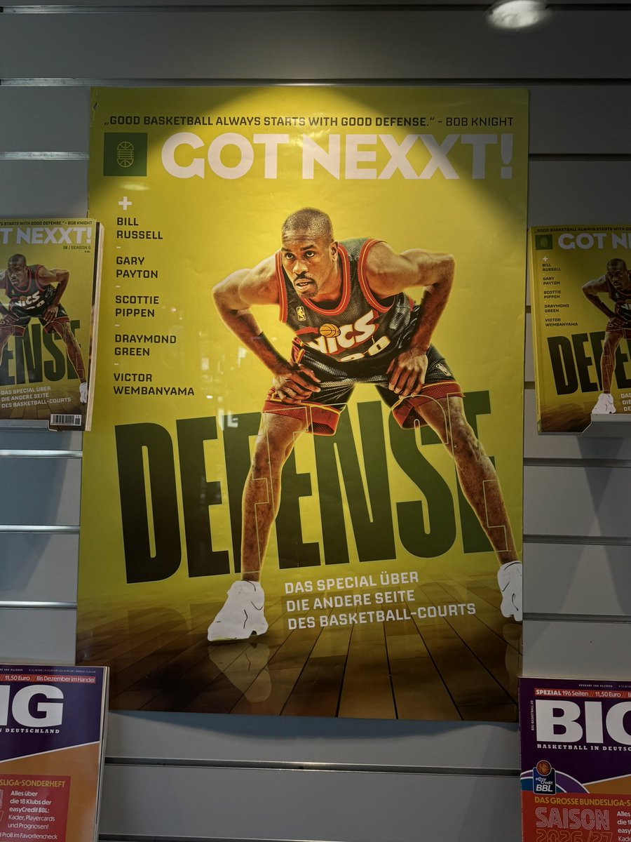 DavisBauerLaw's tweet photo. Germany loves the glove… @GloveJr20 https://t.co/5yBNKN0td7