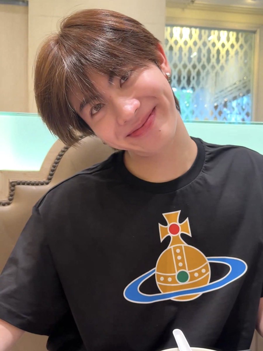 myfirstloveone's tweet photo. ยิ้มหวานของเฟิร์สวันตกคนได้จริงๆนะ ไม่เล่น https://t.co/CGQgQYITtT