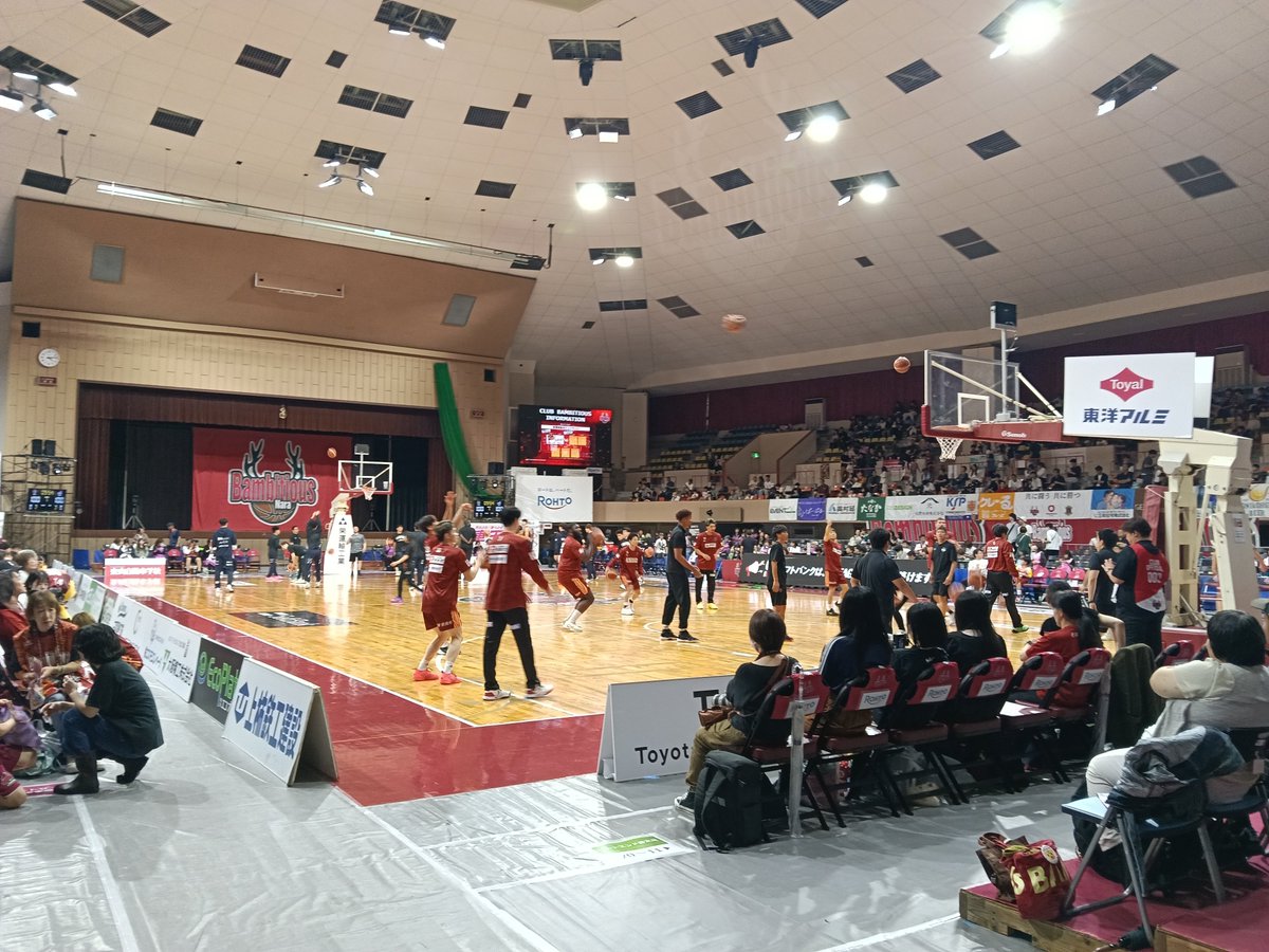 pomumu777's tweet photo. バスケの時間だああああああ https://t.co/lrcNXrkjQ1