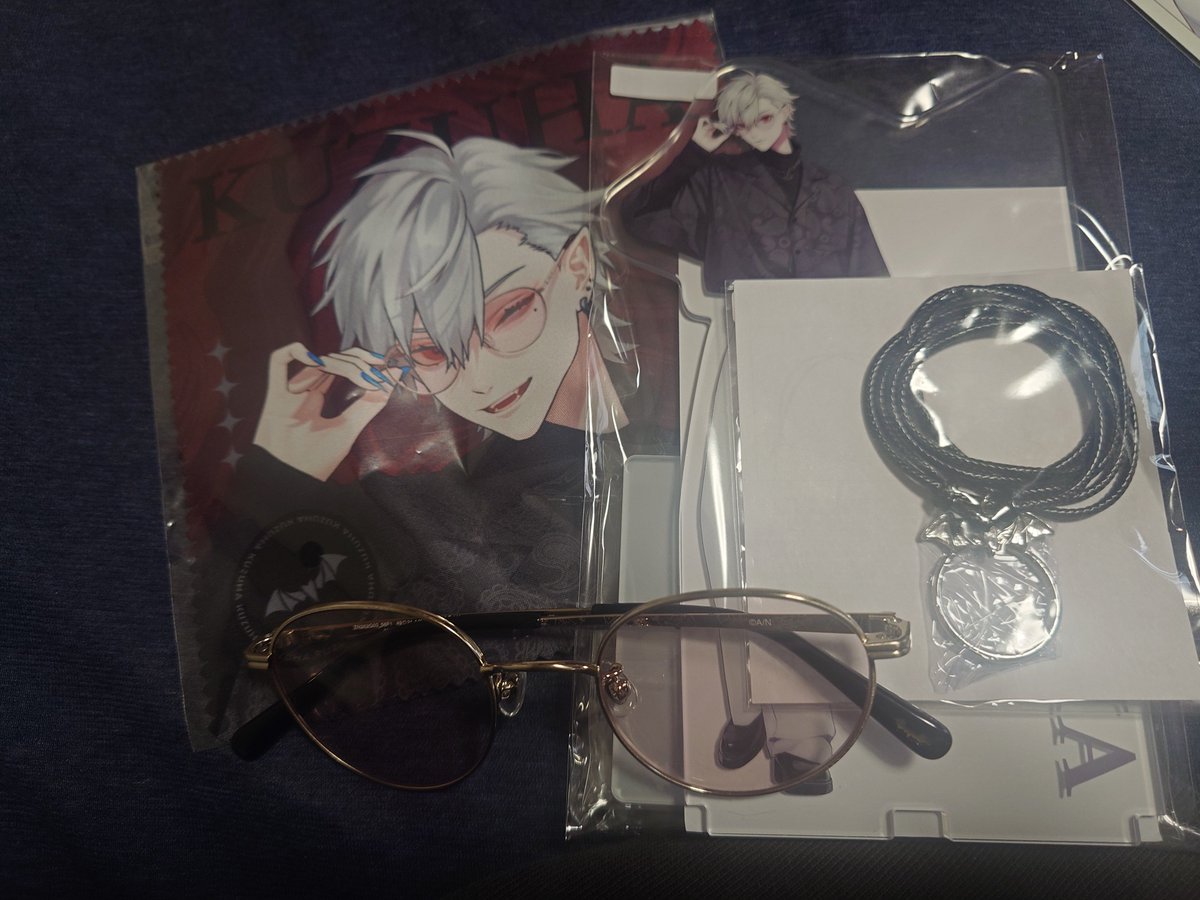 manekineko64's tweet photo. サングラスも届いたぞー!!! https://t.co/TOBTlgyyue