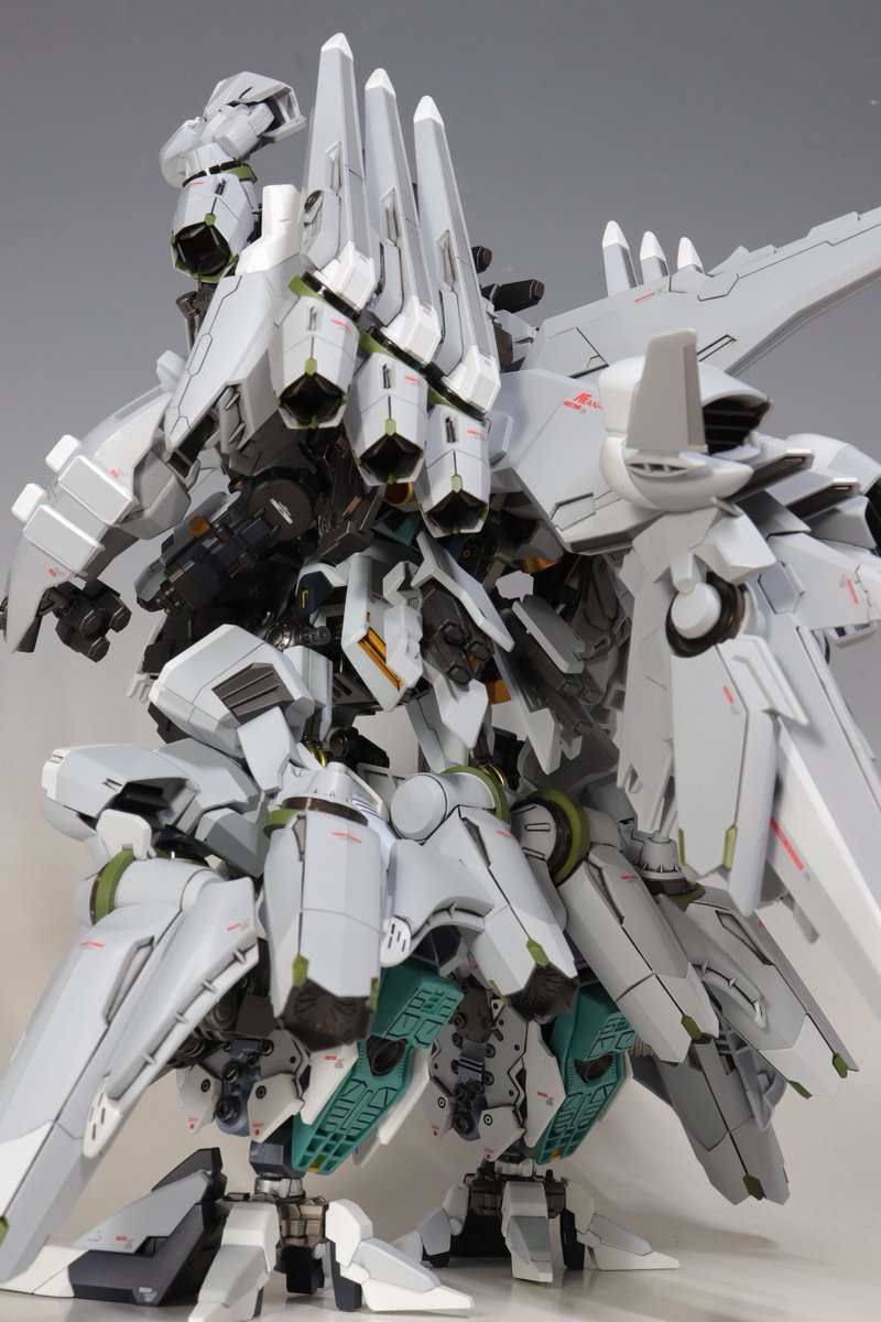dendero_no's tweet photo. HG アリュゼウス
完成しましたー！
でかい！以前UPしましたが、もちろん中の量産型νガンダムもしっかり仕上げてます。
大雑把に済ませるつもりが、CG設定画と見比べたら思ったより違いが多くて頑張ってしまった...
#ガンプラ https://t.co/1SkVRJPJSh