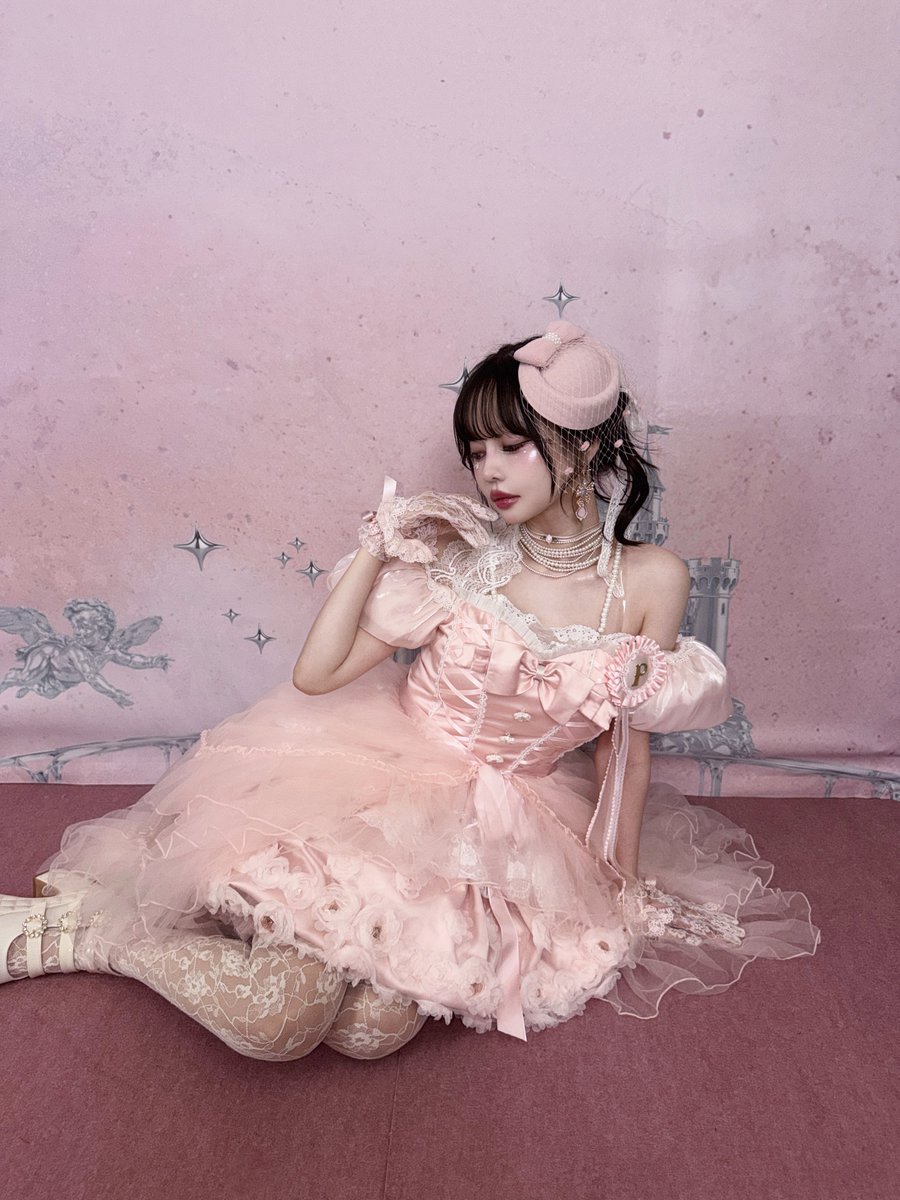 risanakamura__'s tweet photo. Malymoon Halloween Fashion Show 2026
Produced by PECHE ⊹ ࣪ ˖

トップバッターでオープニングショーとPECHEステージに出演させていただきました！

可愛い空間に可愛い方々がたくさんいて、大変幸せな1日でした😌

来てくれた皆様ありがとうございました♡

#マリームーンHFS2026
#Malymoon #PECHE https://t.co/HYKiL2RGMs