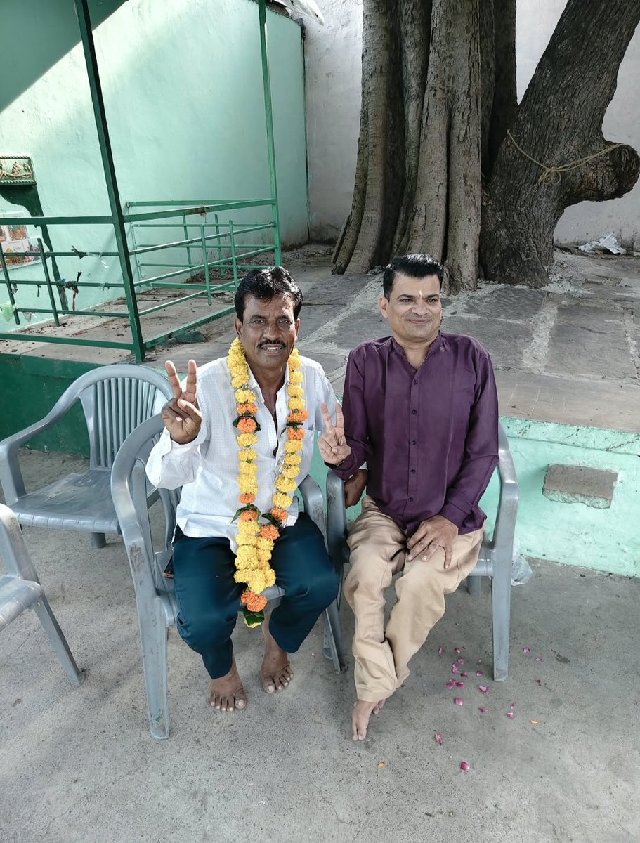 Sanjeev808Verma's tweet photo. @ashokgehlot51 @SachinPilot @RahulGandhi @priyankagandhi @TikaRamJullyINC @GovindDotasra https://t.co/TxckKZQzyG