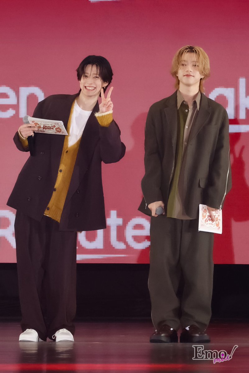 Emo_miu's tweet photo. 💖#ガルアワ 2026A/W💖
【GirlsAward×楽天市場コラボステージ】イベントレポ📝

#小川史記 &amp; #森愁斗（BUDDiiS）ら登場💫
楽天市場の魅力を全力で伝える💕

▼撮り下ろし写真はこちら📸
🔗https://t.co/i0t2XiLU41

#ガルアワ2026AW @GirlsAward
@buddiis @fuminori_ogawa @MORRIE_SHOOT_MG #Emomiu https://t.co/ULB6o7KmaO