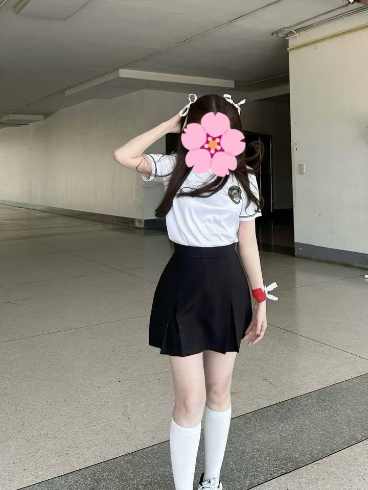 LeanoraStef2f5's tweet photo. 1  โจทย์  🌻: รถวิ่งด้วยความเร็ว  30 m/s เวลา 5 วินาที ระยะทางเท่าไหร่? จ่ายหน้างาน 

Id  :   Tmm447  
https://t.co/r9Yp1r7J3n

#รับงานชะอำ
#รับงานหัวหิน
รับงานเพชรบุรี https://t.co/G9M80QWK5W