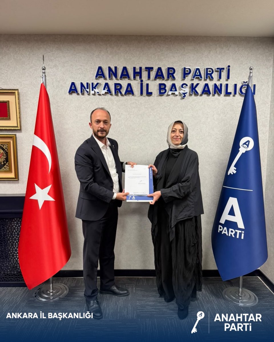 anahtarparti06's tweet photo. Anahtar Parti Ankara İl Kadın Kolları Başkanlığımıza Sayın Sevgi Karaman atanmıştır.

Kendisine yeni görevinde başarılar diliyor; Ankara teşkilatımız ve kadın kollarımız adına hayırlı olmasını temenni ediyoruz.

Hayırlı olsun. 🇹🇷 https://t.co/dASPMfRv1U