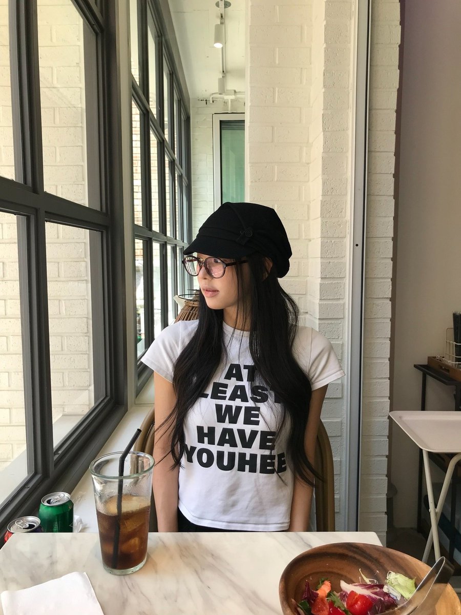 fhrfkdgo's tweet photo. 록님 사복 느낌 개좋아서 울음 https://t.co/h60XifHHfr