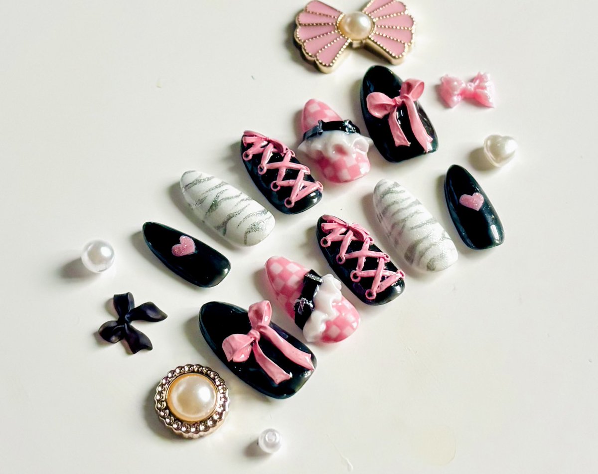 losee_rose's tweet photo. 超かぐや姫！の乃依ちゃん概念ネイル作った💅シンプルで可愛くなるように作ったのじゃー。 https://t.co/WFWXoD6nGD