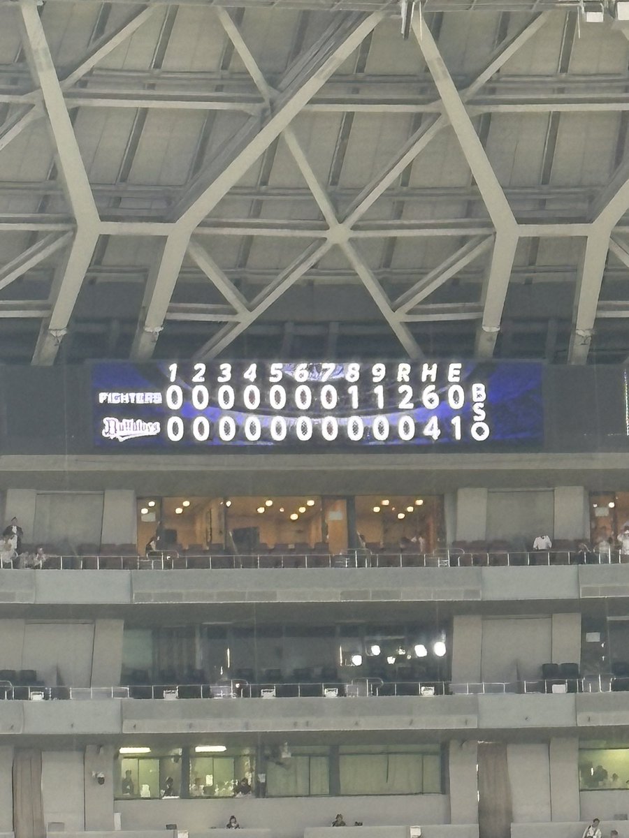 azu_lov's tweet photo. こんなことなら、ライブに行けばよかった。 https://t.co/Qa546uzHFi