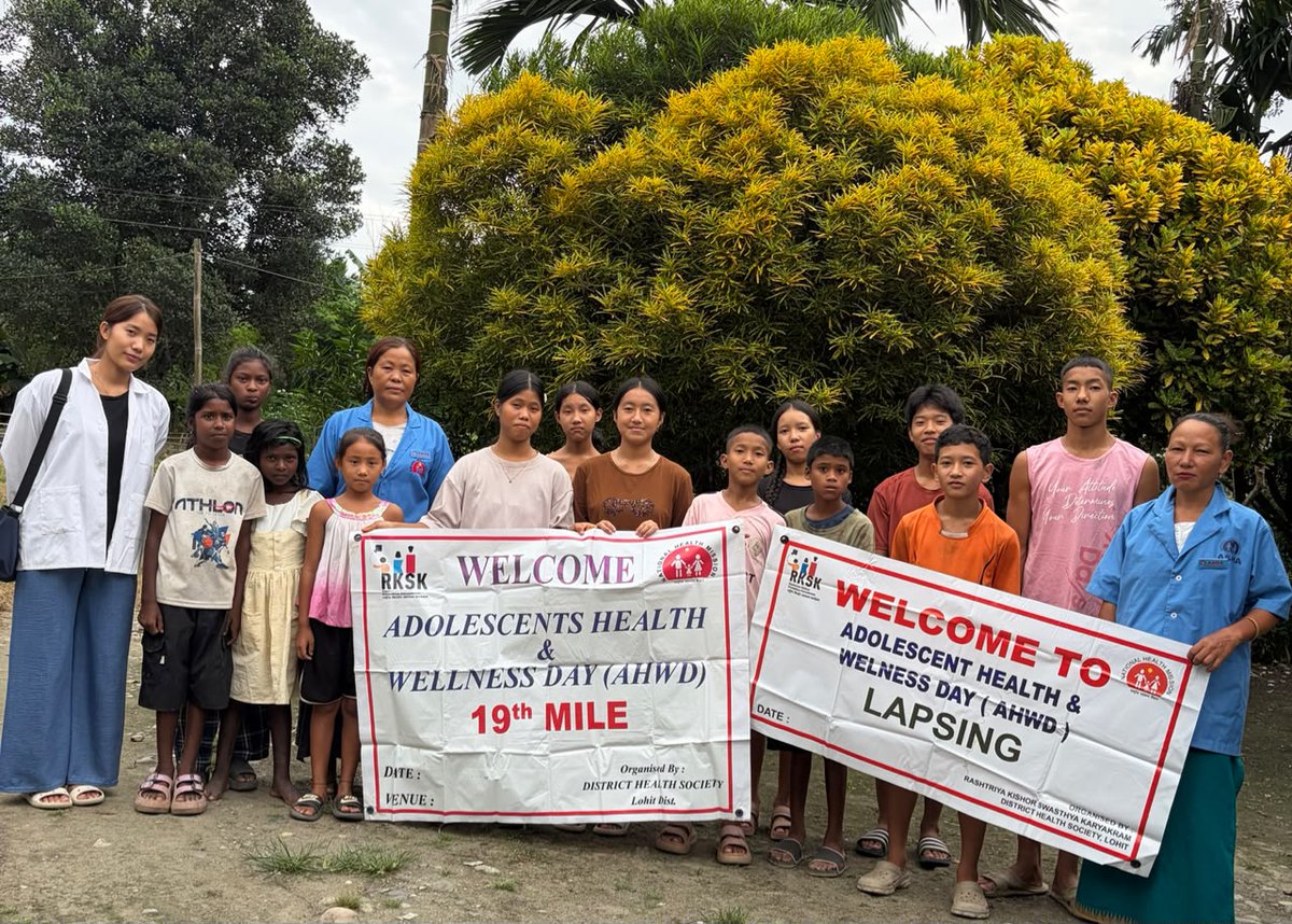 ZoyaAliRizvi's tweet photo. States excel.@NhmLadakh uses roleplay training on #SubstanceMisuse, @ArunachalNhm ensures #AHWD celebration for awareness in remote areas, @PdyHealthDept uses school based menstrual hygiene awareness, @NagalandNhm continues #PeerEducator training. #RKSK to reach every adolescent! https://t.co/cJMvGx1UgU