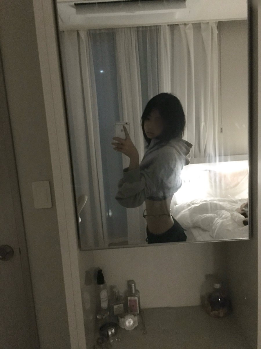 Yu0xiii's tweet photo. #연락 https://t.co/qWD92F5c4U