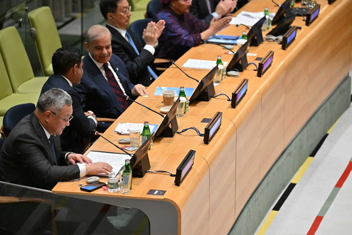 presidencymv's tweet photo. His Excellency Vice President Uz @HucenSembe delivers remarks at the High-Level Meeting on the Global Development Initiative hosted by China on the sidelines of the 81st Session of the United Nations General Assembly, highlighting sustainable growth and shared prosperity.

#MDVatUNGA81