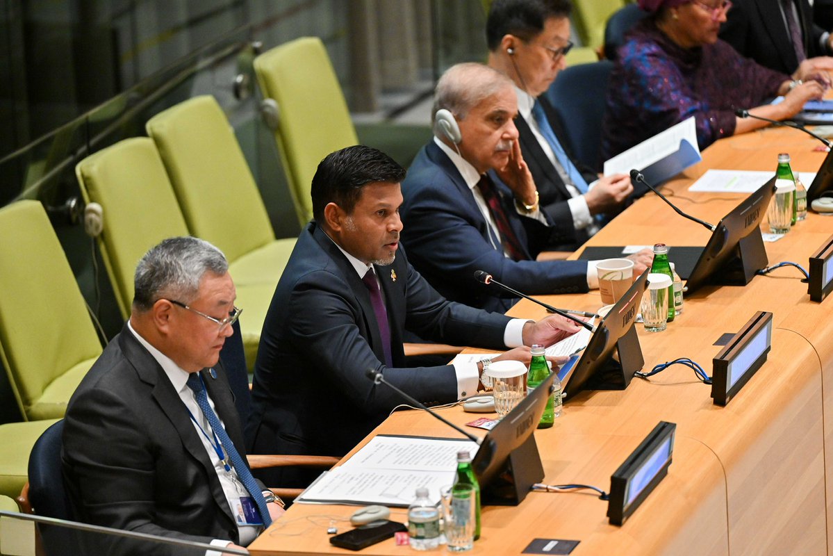 presidencymv's tweet photo. His Excellency Vice President Uz @HucenSembe delivers remarks at the High-Level Meeting on the Global Development Initiative hosted by China on the sidelines of the 81st Session of the United Nations General Assembly, highlighting sustainable growth and shared prosperity.

#MDVatUNGA81