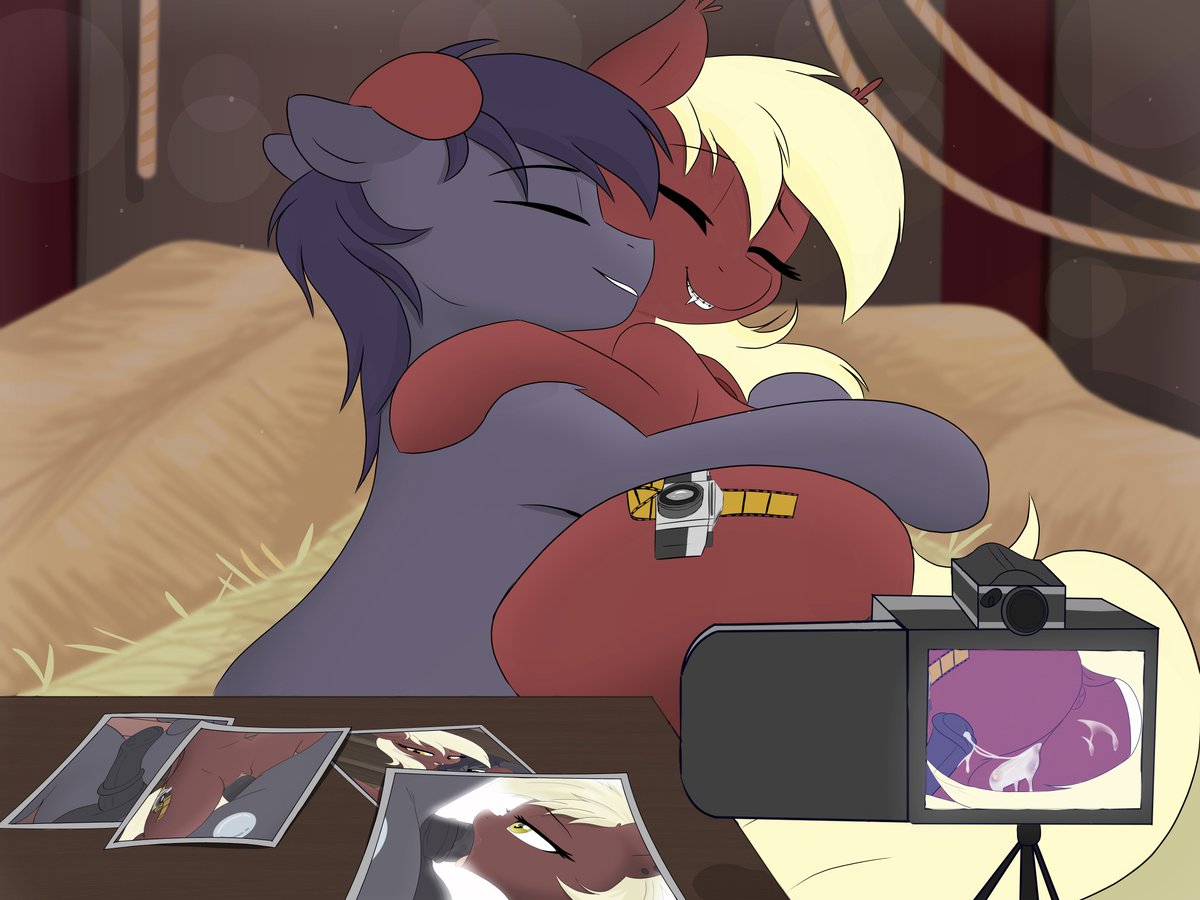 SugarProvider's tweet photo. It look like they finally took a break from their ''special'' photo session
This comic was a gift for @FeatherPoni ♥ [Final part] https://t.co/lMKie1vdYE