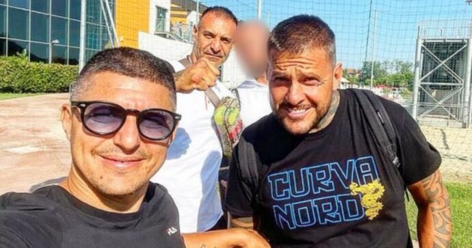 _MisterX___'s tweet photo. @WazzaInter Intanto accontentati del quadretto con i calabresi nerazzurri 😉👋 https://t.co/mbOSNgOvG9