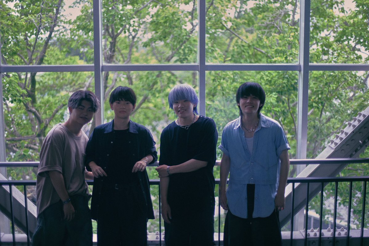 PURPLEBUBBLE24_'s tweet photo. 🫧ラジオ出演情報🫧

10月2日(金) 16:00-17:45放送
TOKAI RADIO「bre:ze」

PURPLE BUBBLE 
16:30頃～生ゲスト出演決定！

是非お聞きください🎧
https://t.co/mBXf4aNG8G

#ブリーズ929 #TOKAIRADIO
#PURPLEBUBBLE https://t.co/vTYVY0qFkd