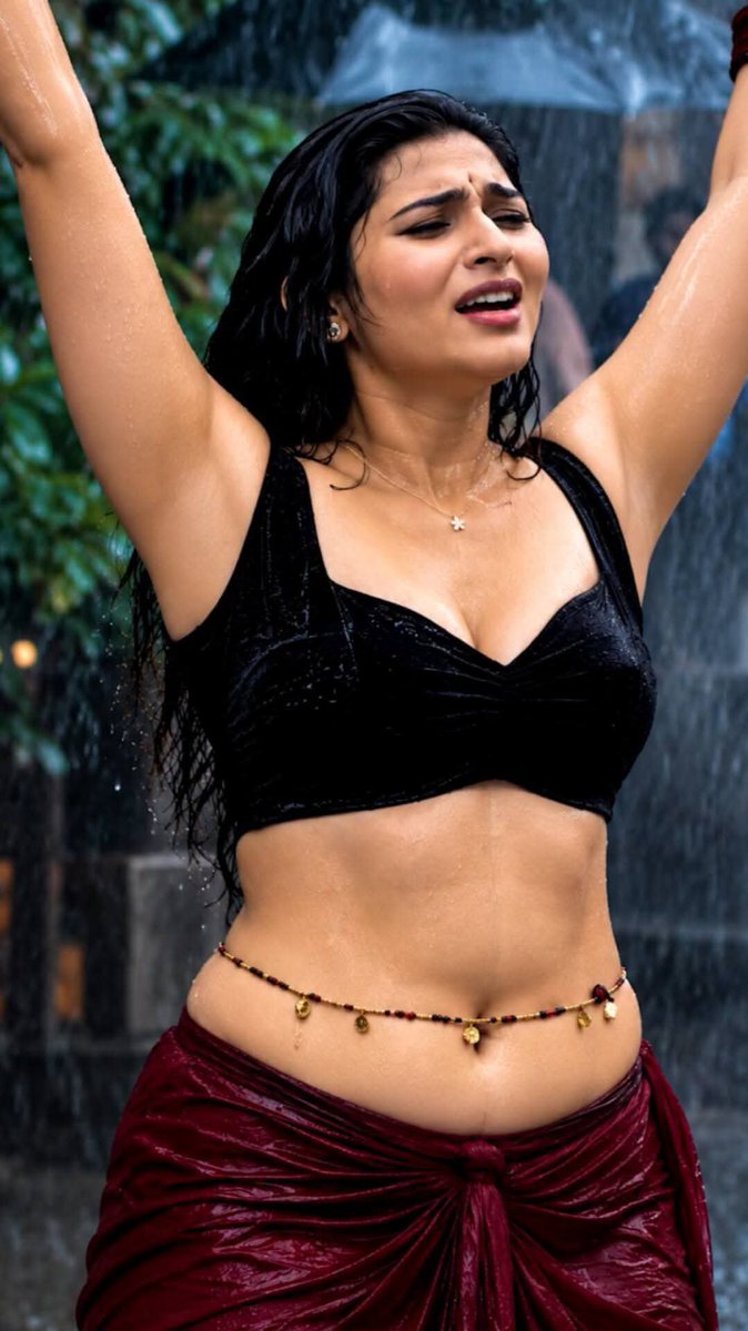 GFapperboy's tweet photo. 2 days and still 💦💦💦💦 for her!! 

I mean the rain 🥵🥵 https://t.co/4NXjCo3Bs2