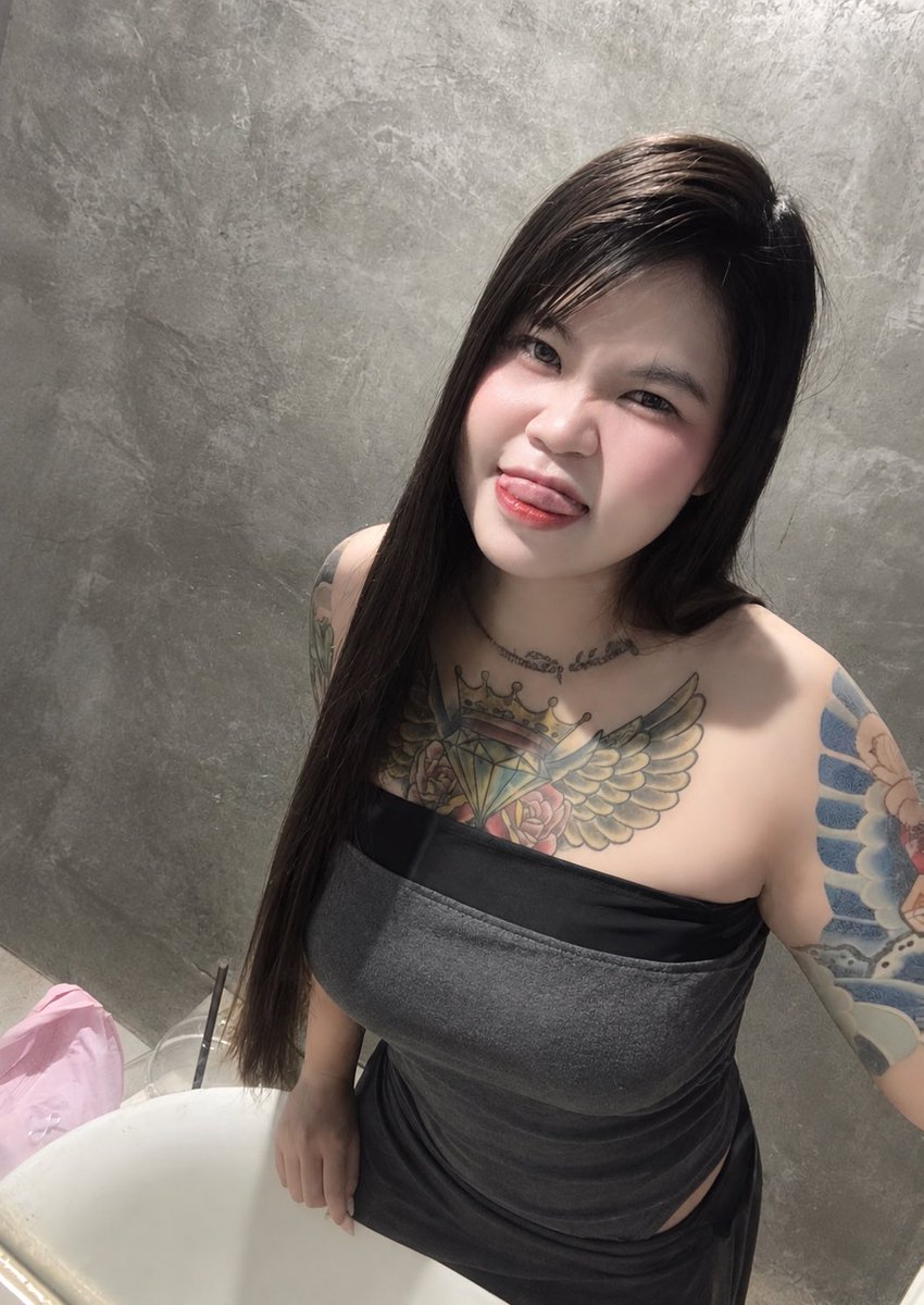 CC5ajr's tweet photo. 😝🩷 #ท่าม่วง #กาญจนบุรี https://t.co/HYnwNSO16p
