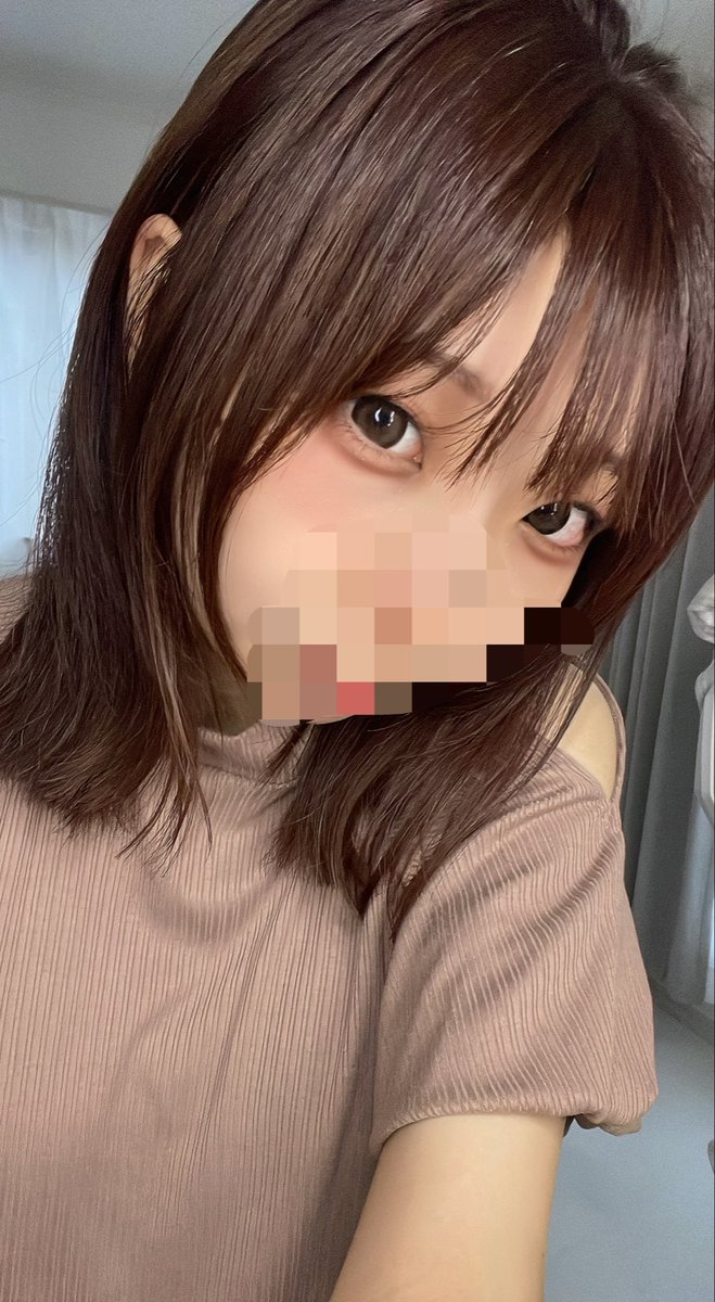 xxclownmate01's tweet photo. 15〰️20cmくらい切った
ボブにしました🪄︎︎ https://t.co/KQYlpJihbI