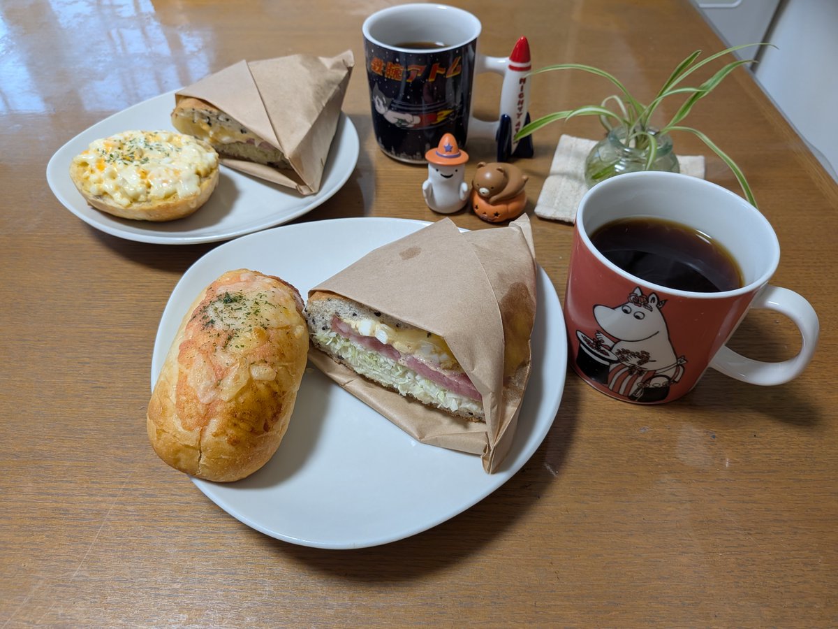 tama69007461's tweet photo. お昼ご飯
今日は半日仕事でした〜
だいぶん涼しくなりましたね〜
#昼ごはん
#ランチ https://t.co/OF84FL9c3g