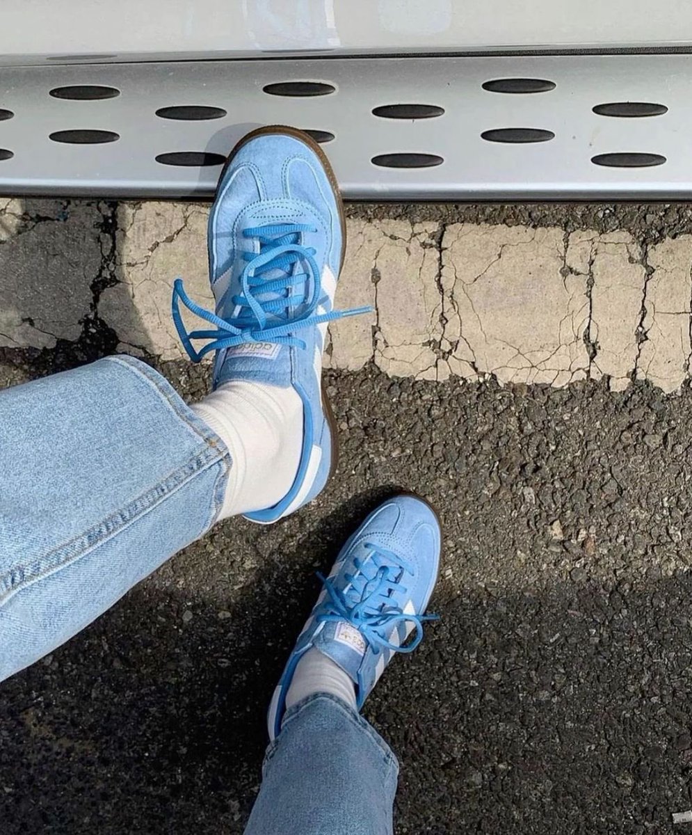 uptomeshop_'s tweet photo. Adidas - up to 50% sale! 🚶🏼‍♀️👟🗯️
* มัดจำ1000 | free shipping

สนใจคู่อื่นส่งลิ้งค์สอบถามได้น้า 𑙕ྀི𓈒ੵ. ݂ .�� ᩙ𑁬ཾ💗
𖤐ˊ˗  https://t.co/PdNBFQL0Jv https://t.co/nsS5L6jExK