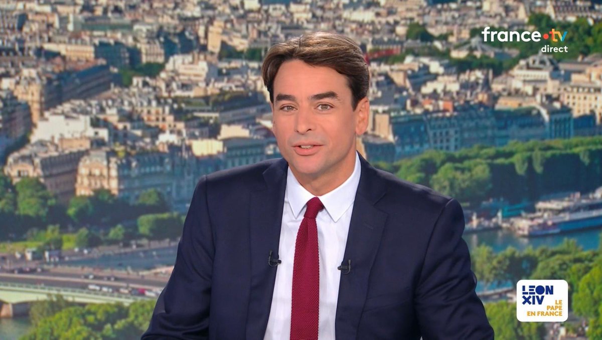 francetvpro's tweet photo. 📈 #Audiences | #France2

Succès pour les éditions spéciales #PapeEnFrance et #PapeÀParis, présentées par @JulianBugier et @jbmarteau,  suivies par :

📍 15 M de Français au total

Leaders : 

🥇 19,4% de PdA en matinée
🥇 18,6% de PdA en après-midi

Merci pour votre confiance. https://t.co/y9B4zQjCf4