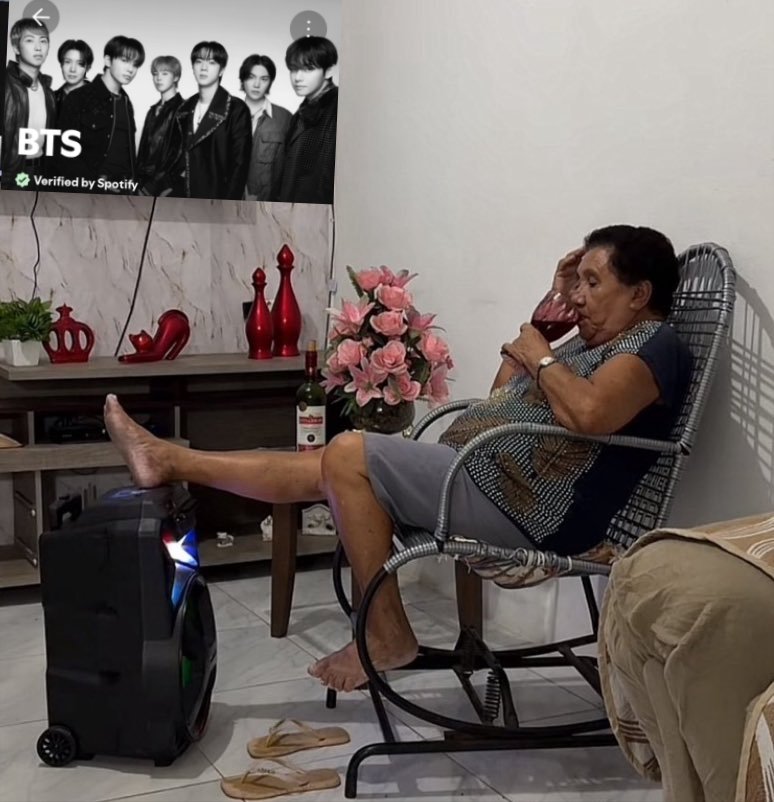 koostrous's tweet photo. me after 30 years bc BTS was never a phase to me https://t.co/DZ51dcBhdi