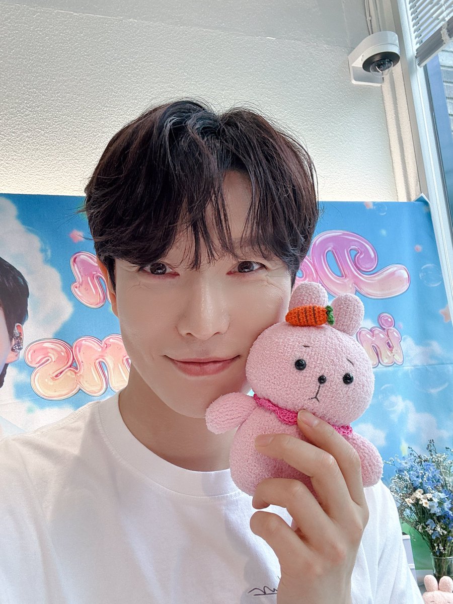DoohoonUniverse tweet picture