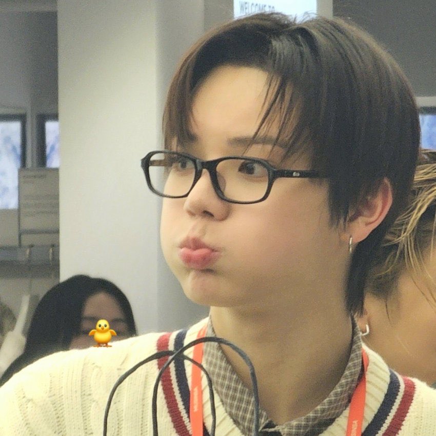 forlng25's tweet photo. 만두 속 채우십쇼 https://t.co/3KyqOCc1QJ