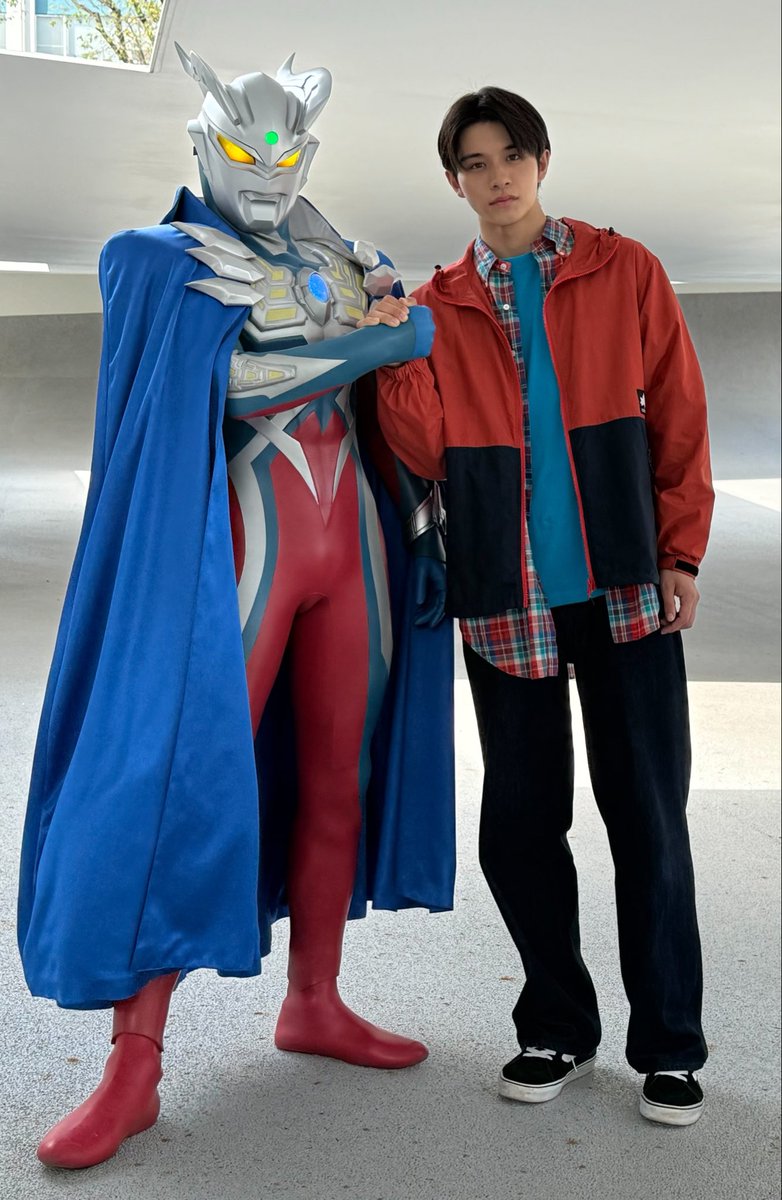 aoi_iofficial's tweet photo. ウルトラマンテオ第12話闘う者の覚悟」
放送ありがとうございました！！

そして、子供の頃ずっと憧れていたウルトラマンゼロと共闘することができました。
#ウルトラマンテオ
#ウルトラマンゼロ
#ウルトラマン
#エープラス
#岩崎碧 https://t.co/lP8LBETBzQ