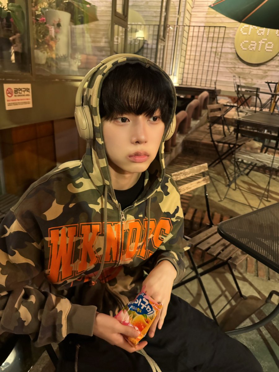 ADAP_offcl's tweet photo. 🍬😋

#ADAP #에이댑
#도원 #DOWON
#ALL_DREAMS_ARE_POSSIBLE https://t.co/SOFqFS4wOi